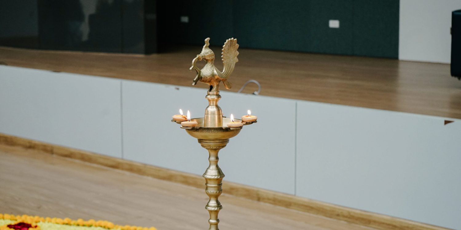 An auspicious start the the event!